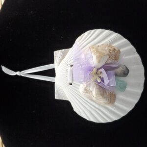 NWOT Cottage Beach Seashell Ornament White with Purple Accents